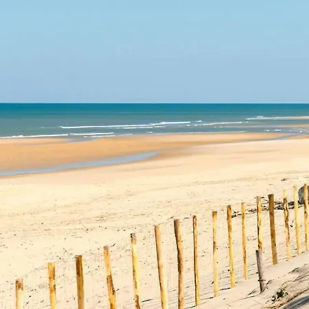 Bel En Bord De Avec Piscine Apartamento