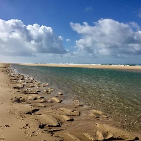 Bel En Bord De Avec Piscine